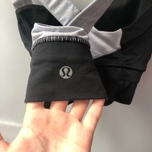 lululemon athletica Intimates & Sleepwear - Lululemon sz 6 black&grey crisscross sports bra lululemon athletica Intimates & Sleepwear - Lululemon sz 6 black&grey crisscross sports bra